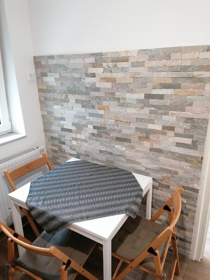 Alex Apartman Sopron Exterior foto